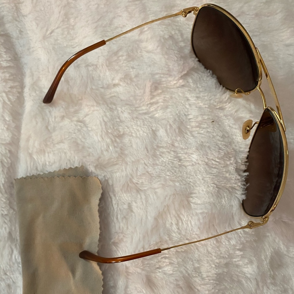 Ray-Ban authentic Aviator sunglasses - Picture 3 of 4